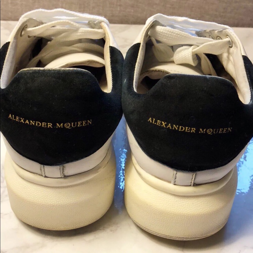 Alexander McQueen fashion sneaker